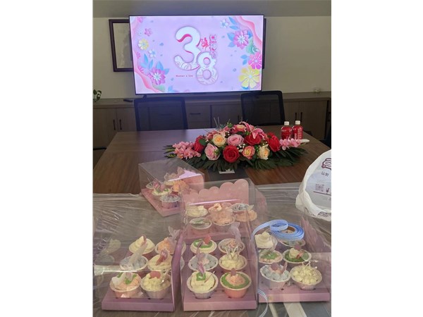 ♥威海群莱 3.8女神节 为女神们准备满满的仪式感♥